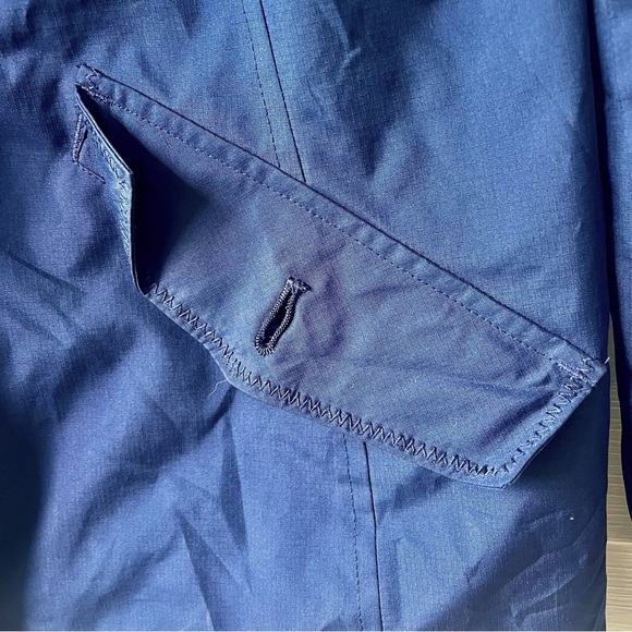 Land’s End | NWOT Navy Rain Coat - Picture 4 of 7